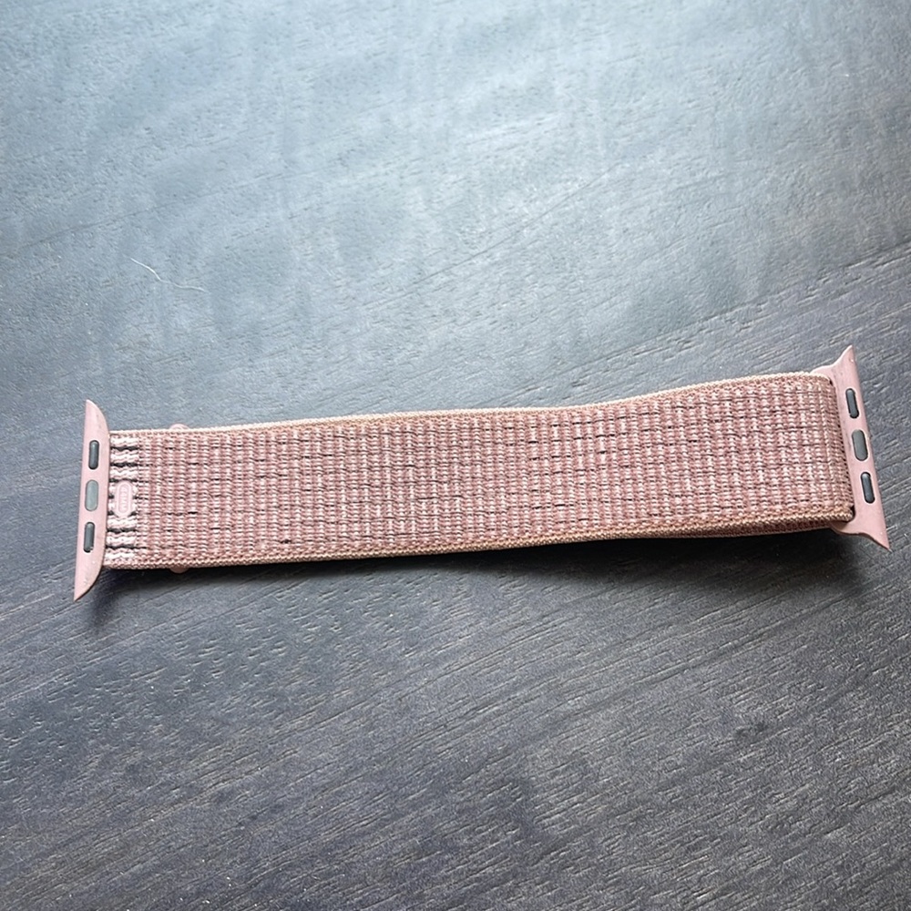44mm Apple Sport Loop - Picture 2 of 3